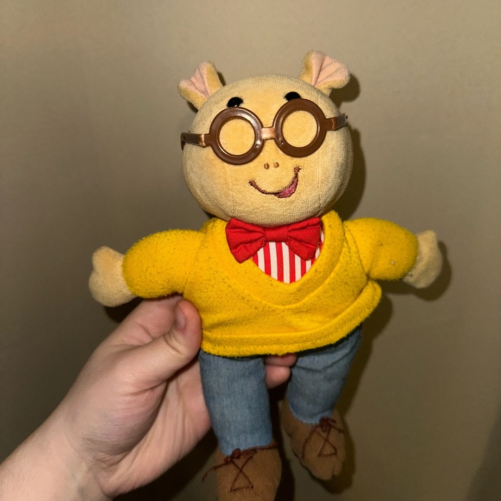 vintage 1995 Arthur the Aardvark plush pbs kids